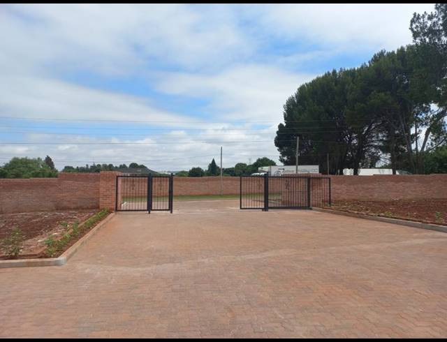 2 BEDROOM PROPERTY TO RENT IN RASLOUW